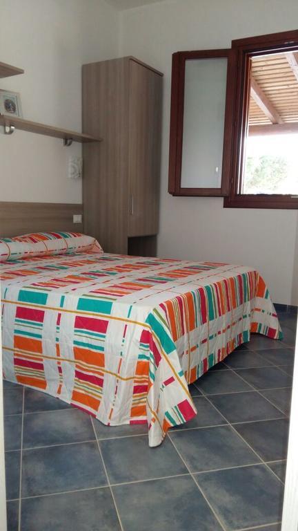 Case Cala Bucerno Castelluzzo Habitación foto